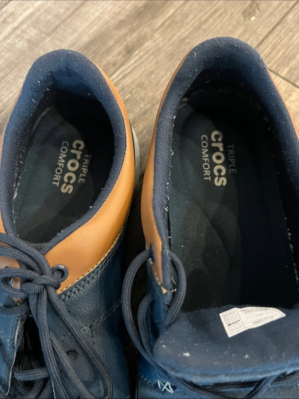 CROCS Kinsale Men's Navy and Tan Lace-Up Deck Shoes